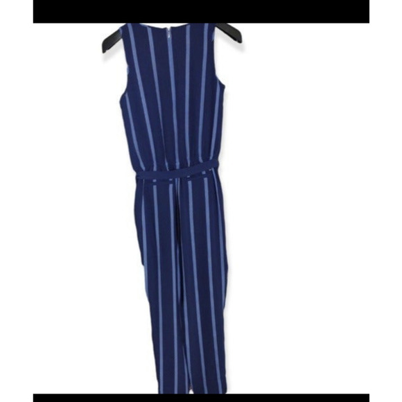 Tommy Hilfiger Romper Size 4 - Picture 3 of 8